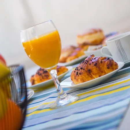 Novax - Free Parking *