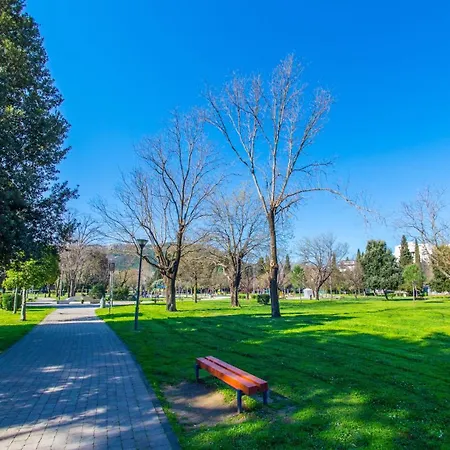 Novax - Free Parking *